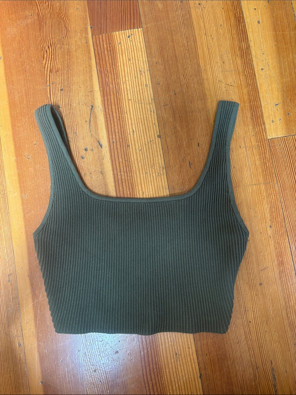 Aritzia Babaton Sculpt Knit Squareneck Cropped Tank ribbed XS